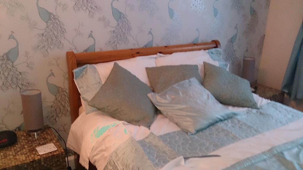 The Crown Inn Lea Chambre photo