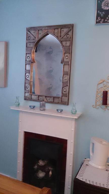 The Crown Inn Lea Extérieur photo